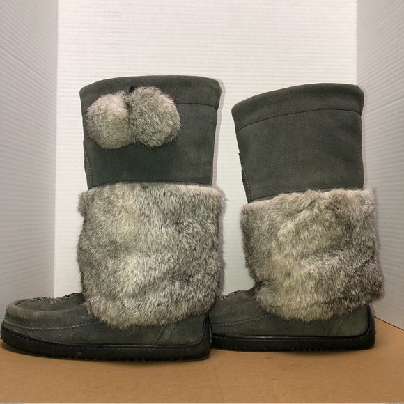 MANITOBAH MUKLUKS Snowy Owl Fur and Suede Beaded Winter Boots in Grey - Size 6 - Picture 8 of 16